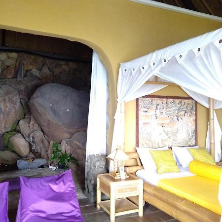Stairway To Heaven Bungalows And Restaurant Amed  Exterior photo